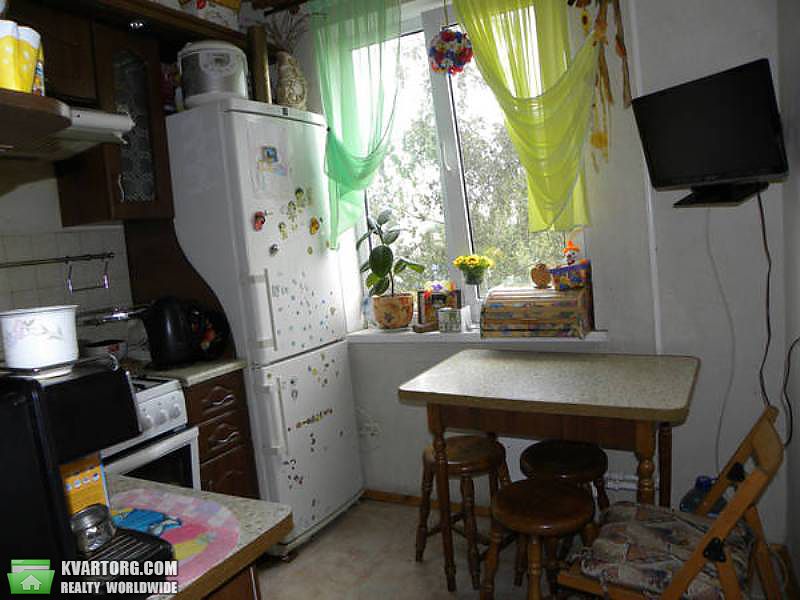 Sell 2-room apartment. Киев,  Симиренко — photo 2
