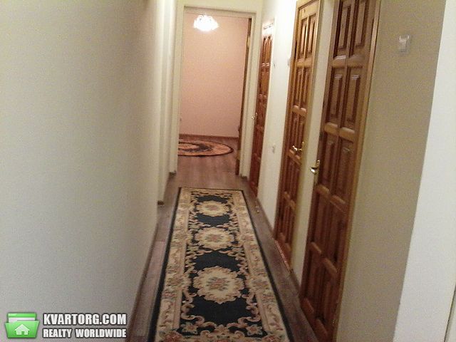 Rent out 3-room apartment. Киев,  Леси Украинки бул — photo 4