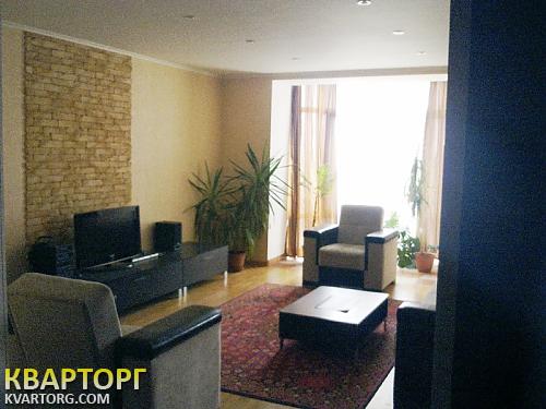 Rent out 3-room apartment. Киев,  Ломоносова — photo 3