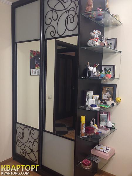 Sell 3-room apartment. Киев,  Богдановская — photo 4