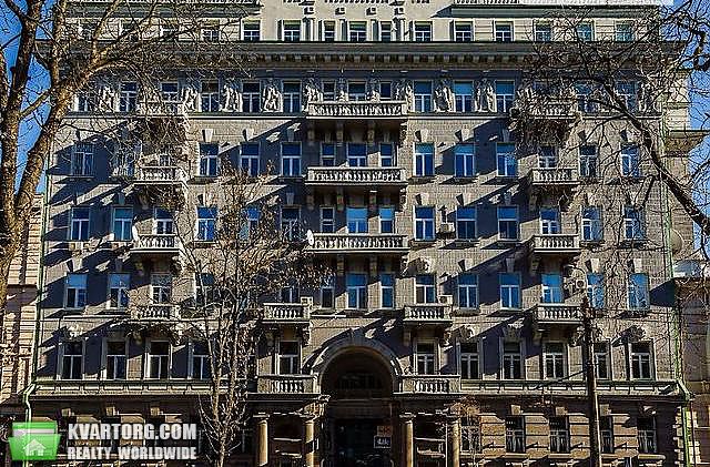 Sell 3-room apartment. Киев,  ул. Терещенковская — photo 1