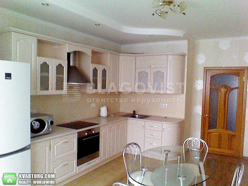 Rent out 3-room apartment. Киев, Николая Бажана — photo 7