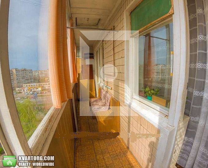 Sell 2-room apartment. Киев,  Героев Днепра — photo 4