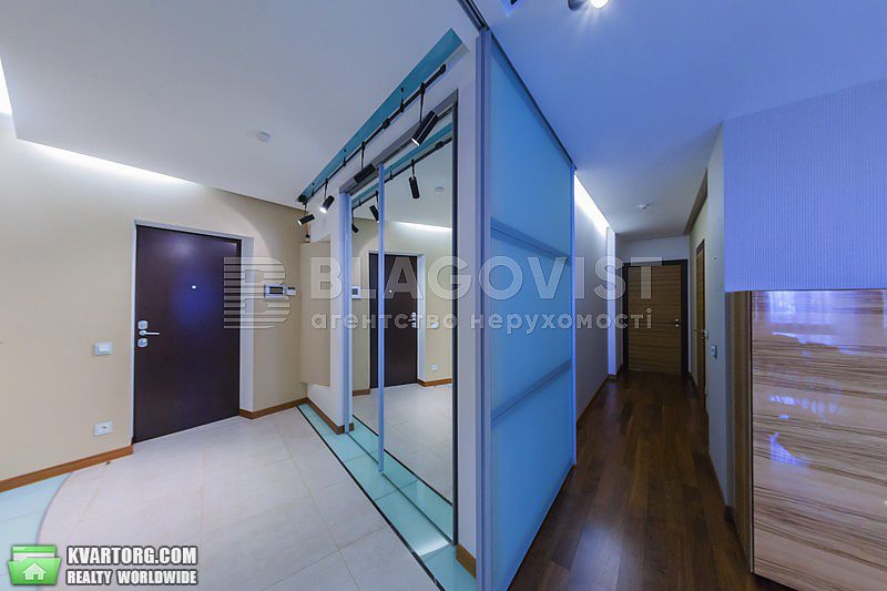 Rent out 3-room apartment. Киев,  Старонаводницкая — photo 7