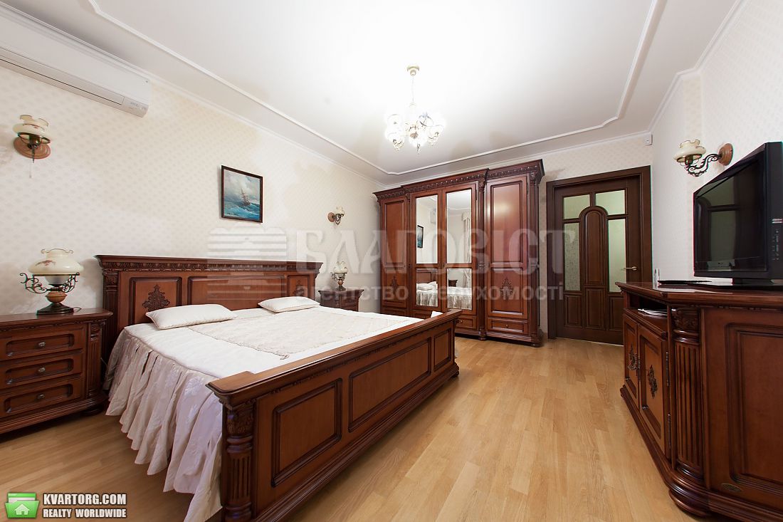 Rent out 3-room apartment. Киев,  Голосеевская — photo 9
