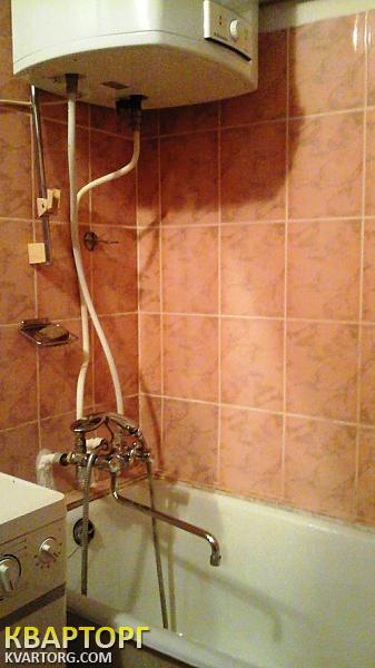 Sell 2-room apartment. Киев, Строителей — photo 3