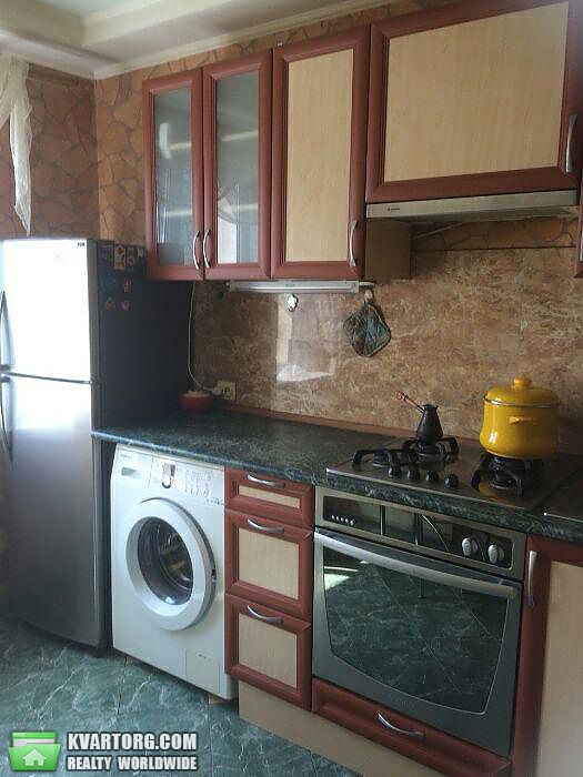 Rent out 2-room apartment. Киев,  Грекова — photo 4