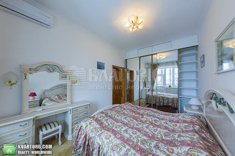 Rent out 3-room apartment. Киев,  Бехтеревский пер — photo 3