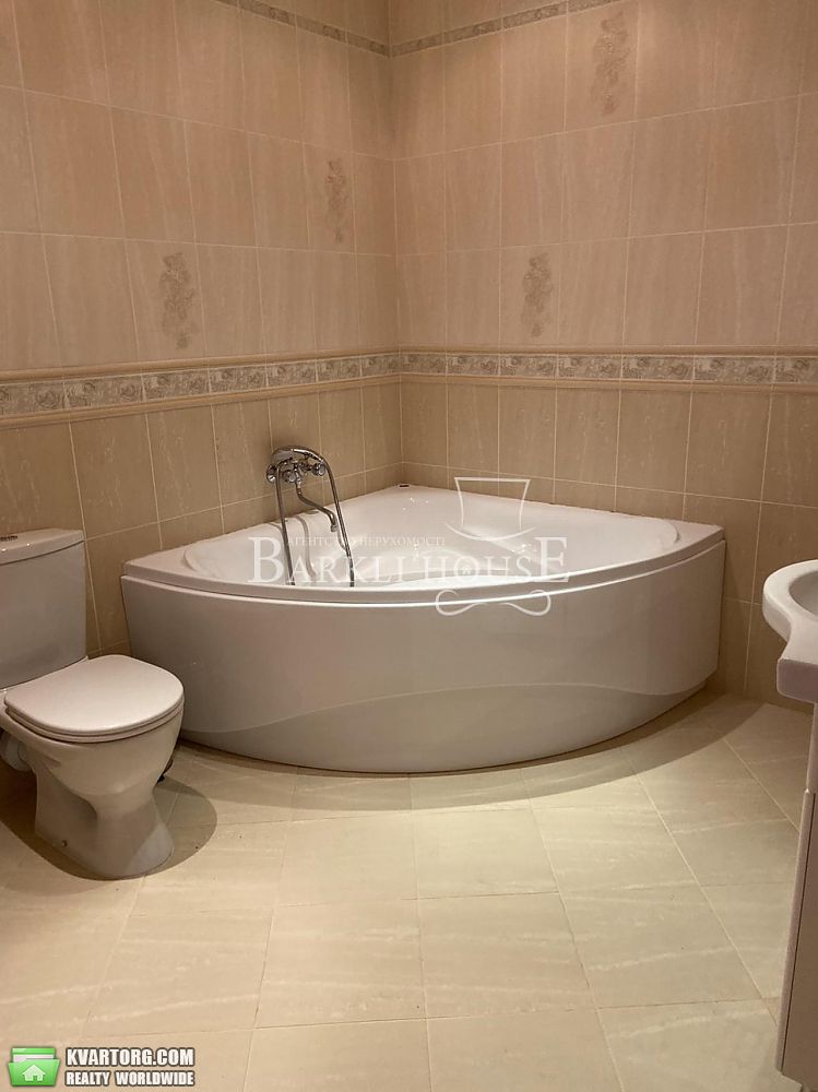 Rent out 3-room apartment. Киев,  Мельникова — photo 6