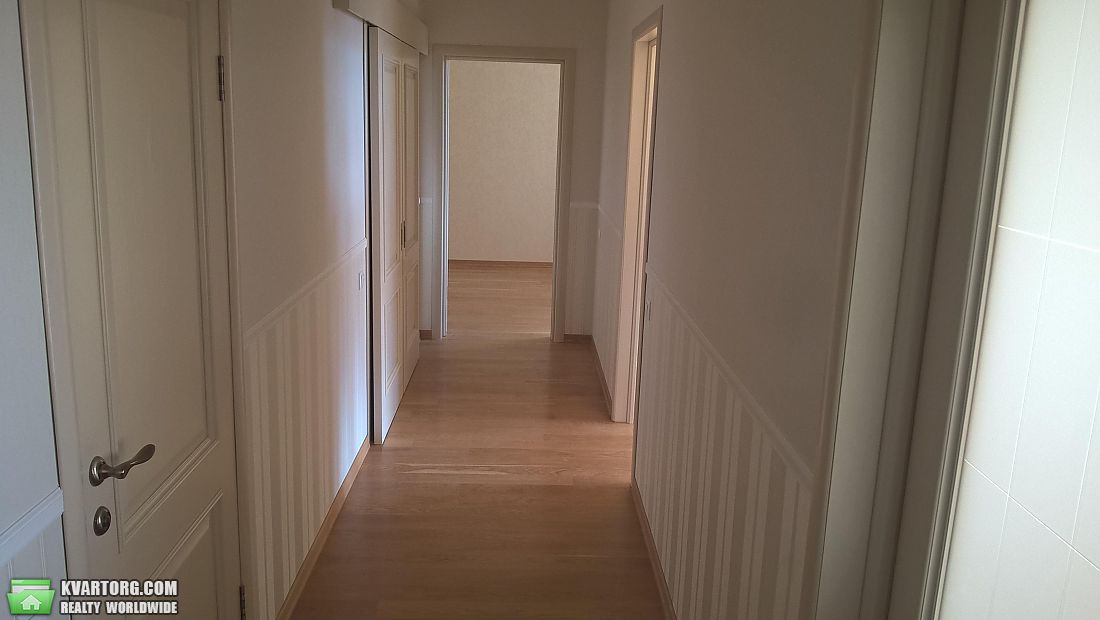 Rent out 3-room apartment. Киев,  Барбюса — photo 10
