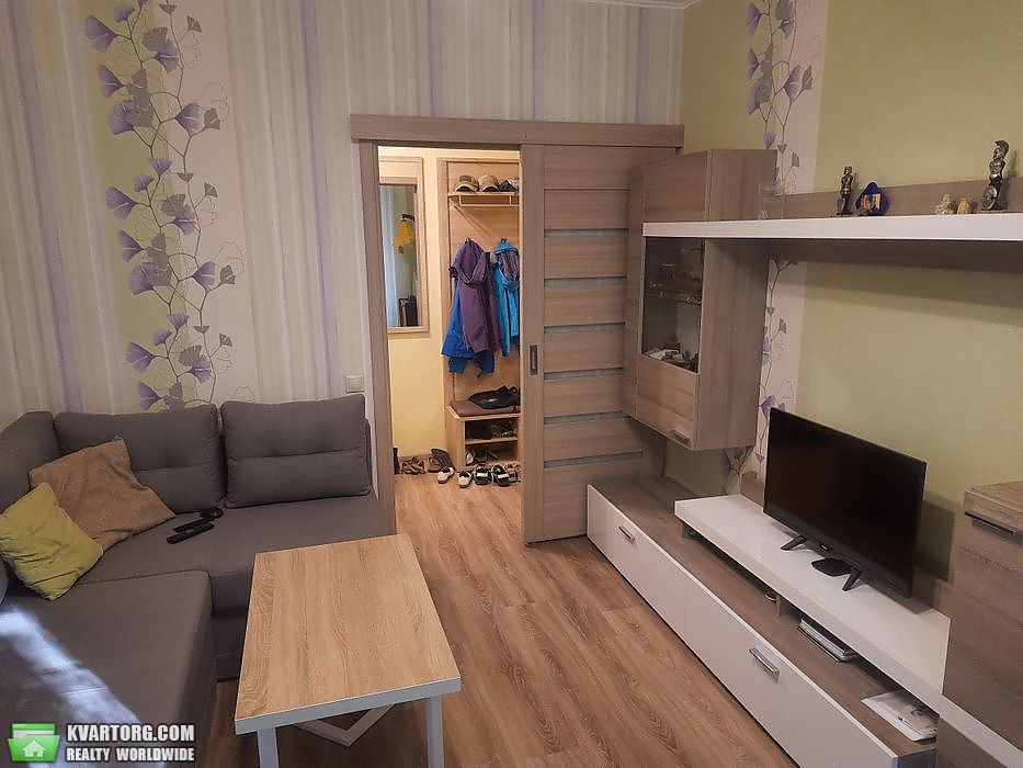 Sell 2-room apartment. Киев,  Захаровская — photo 10