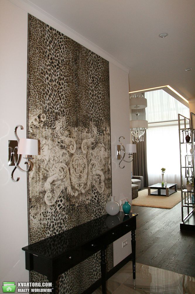 Sell 4-room apartment. Киев,  Драгомирова — photo 5