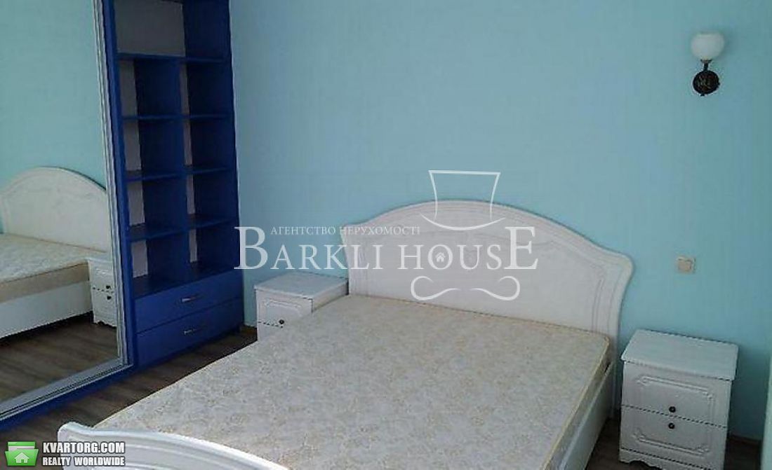 Rent out 3-room apartment. Киев,  Дмитриевская — photo 3