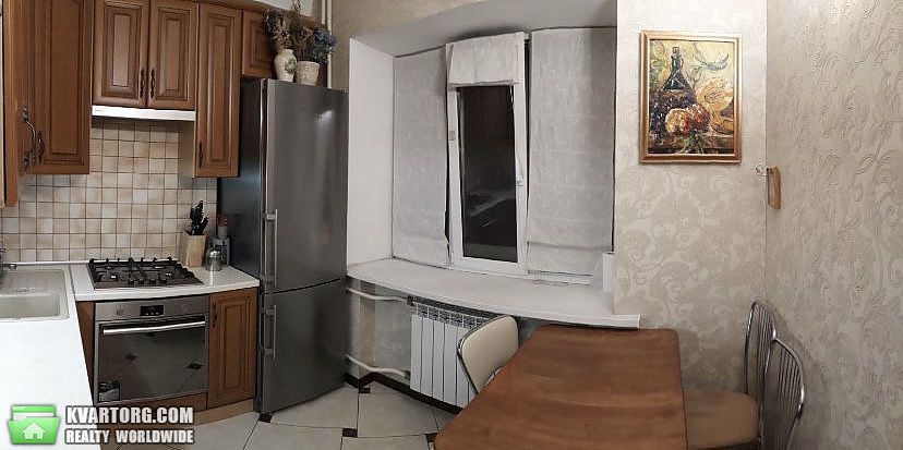 Rent out 2-room apartment. Киев,  Тропинина — photo 4