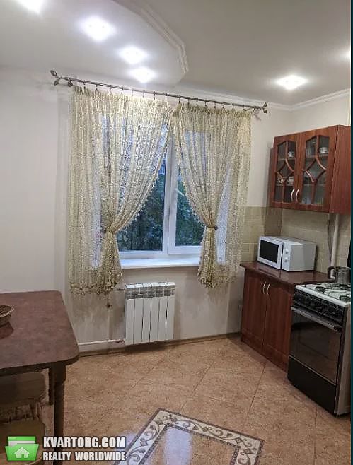 Rent out 2-room apartment. Львов,  Вернадского бул — photo 5