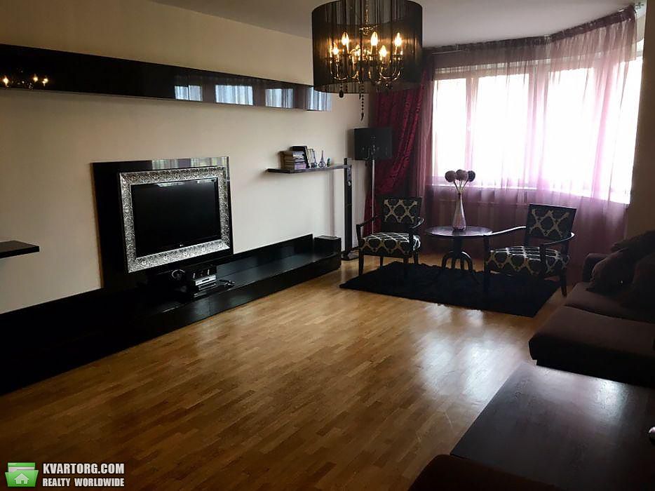 Rent out 2-room apartment. Киев,  Лебедева-Кумача — photo 1