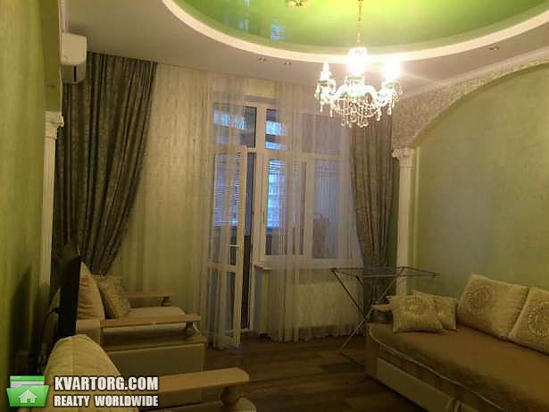 Rent out 3-room apartment. Киев, Черновола — photo 9