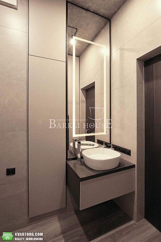 Rent out 2-room apartment. Киев,  Паньковская — photo 9