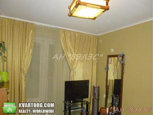 Sell 3-room apartment. Киев, Зодчих — photo 1