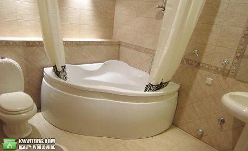Rent out 4-room apartment. Киев,  Кропивницкого — photo 7