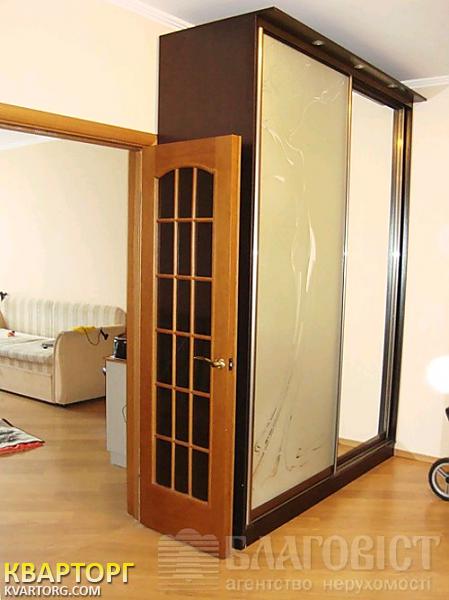 Sell 3-room apartment. Киев,  Днепровская наб — photo 3
