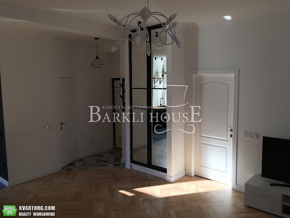Rent out 2-room apartment. Киев,  Шота Руставели — photo 4