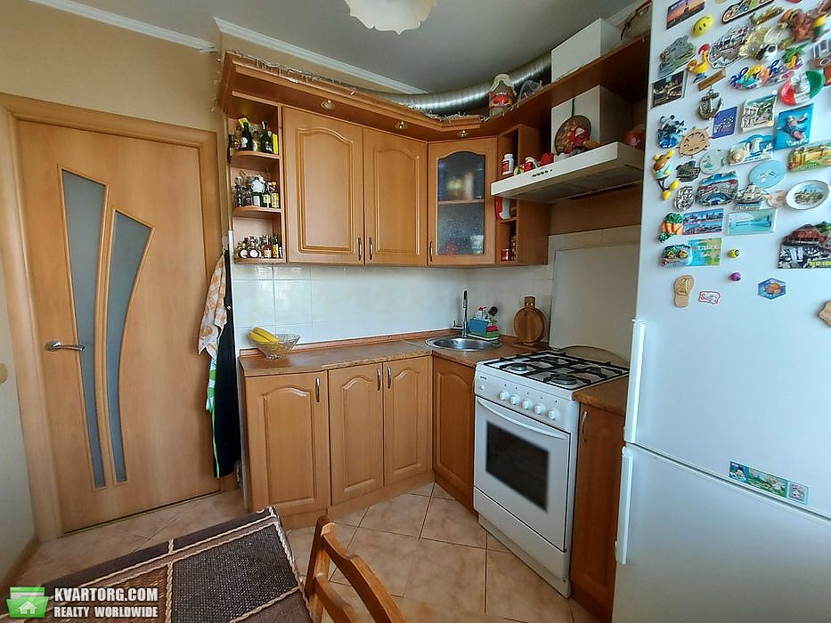Sell 2-room apartment. Киев,  Стражеско — photo 3