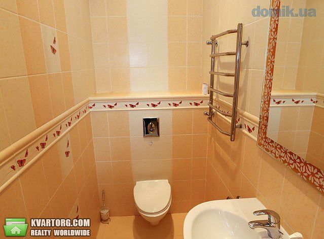 Rent out 3-room apartment. Киев,  Щорса — photo 10