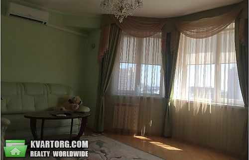 Sell 2-room apartment. Киев, Никольско-Слободская — photo 1