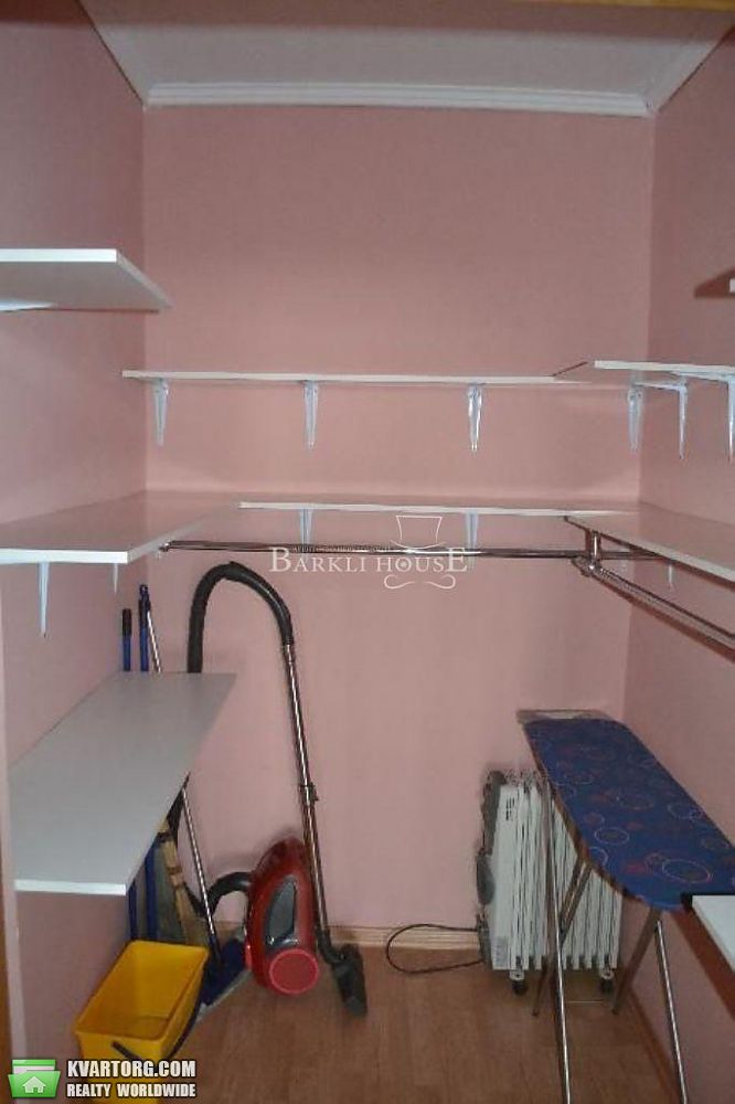 Rent out 3-room apartment. Киев,  Гетьмана — photo 9