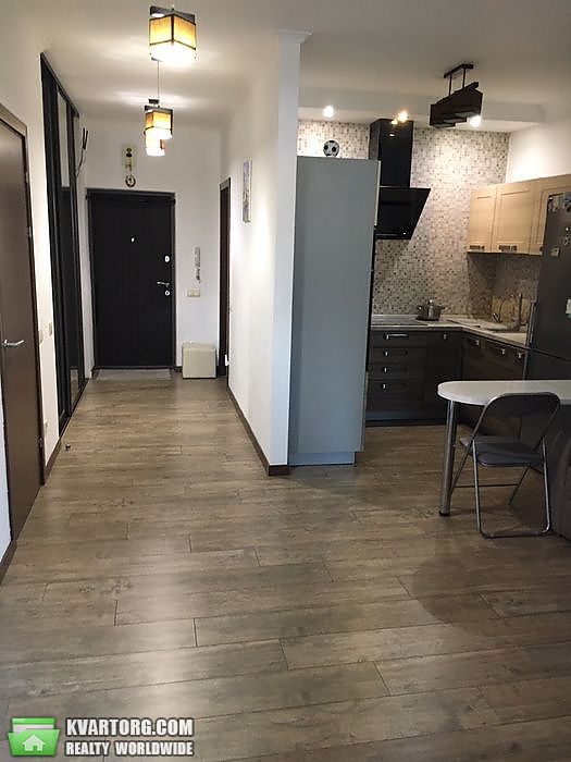 Sell 3-room apartment. Киев, Регенераторная — photo 1