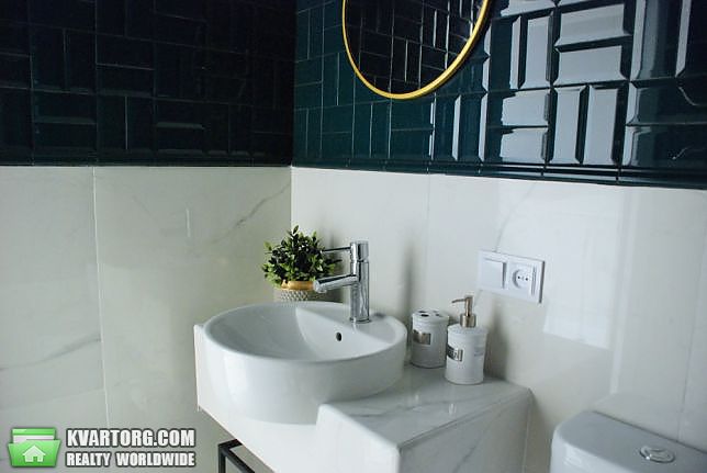 Rent out 2-room apartment. Киев, Леси Украинки — photo 2