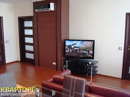 Rent out 3-room apartment. Киев,  Днепровская наб — photo 3