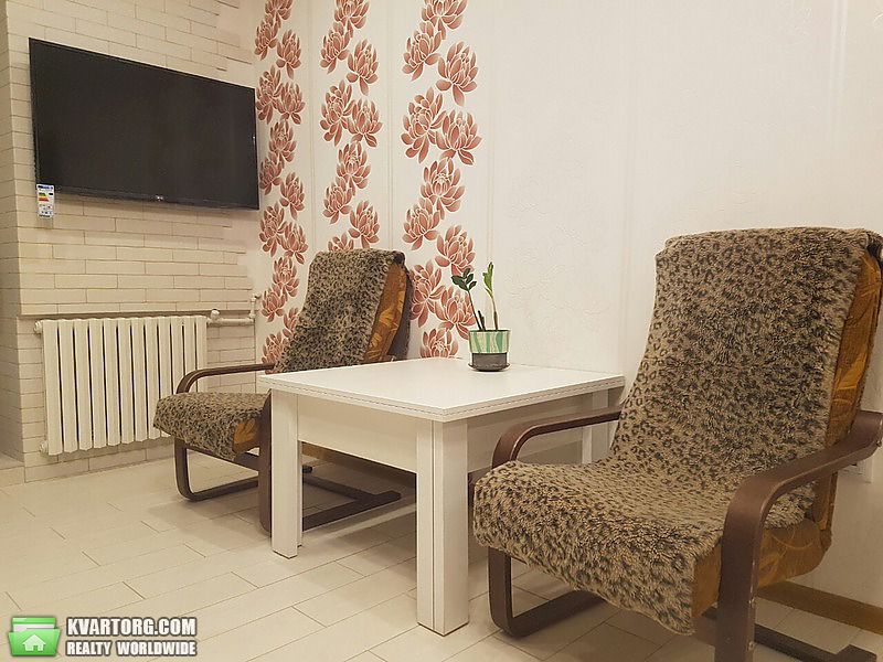 Rent out 2-room apartment. Днепропетровск, пр.Богдана Хмельницкого — photo 6