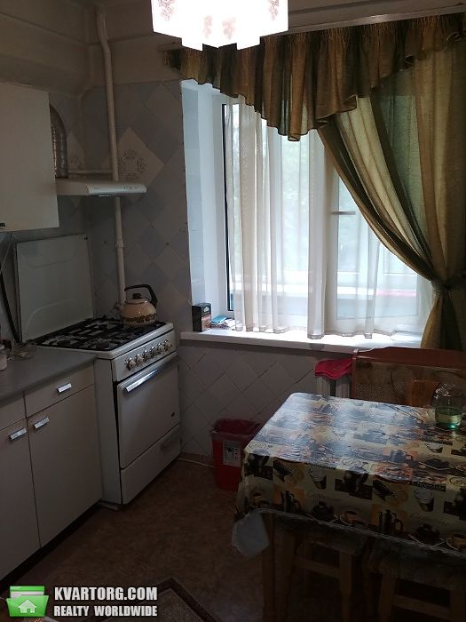 Rent out 3-room apartment. Киев, Энтузиастов — photo 5
