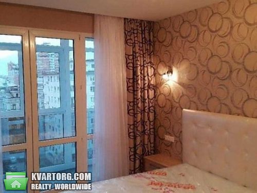 Rent out 2-room apartment. Киев, Леси Украинки бул — photo 4