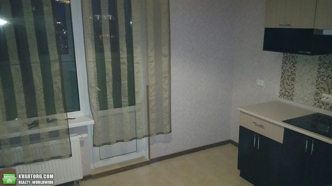 Rent out 1-room apartment. Киев,  Ясиноватский пер — photo 2