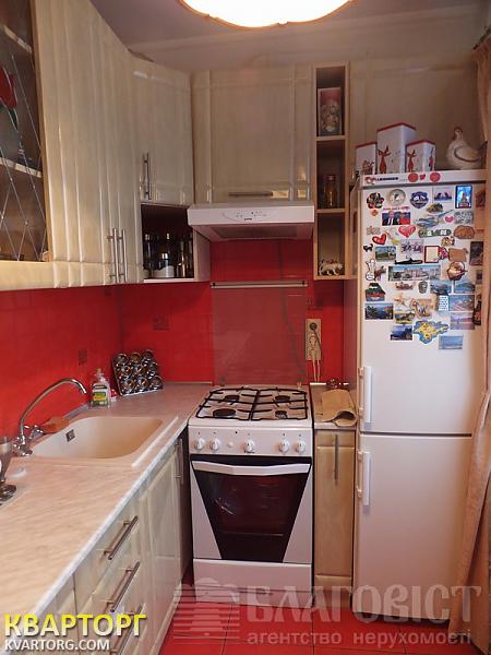 Sell 2-room apartment. Киев, Пражская — photo 8