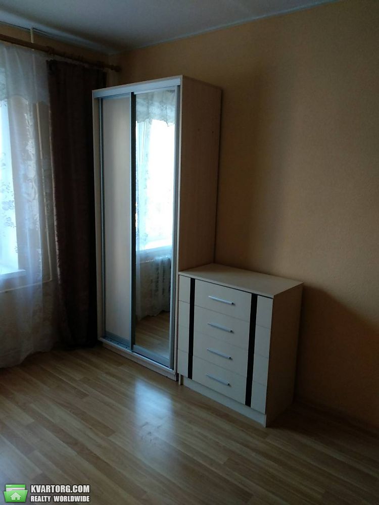 Rent out 1-room apartment. Киев, курнатовского — photo 1