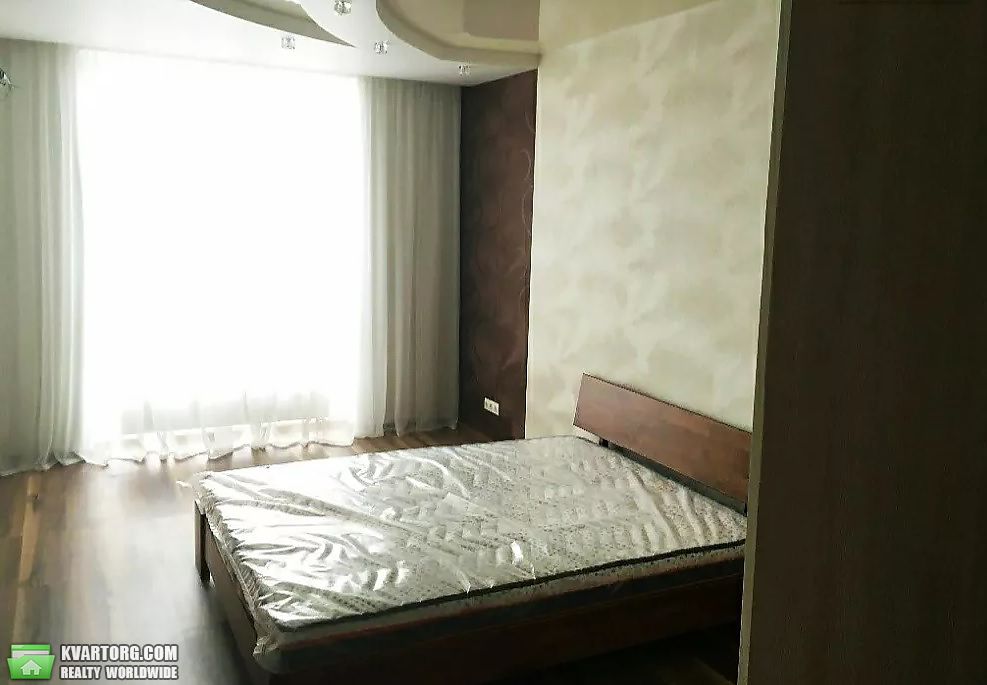 Rent out 1-room apartment. Киев,  Петрицкого — photo 2