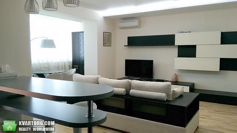 Rent out 4-room apartment. Киев,  Старонаводницкая — photo 2