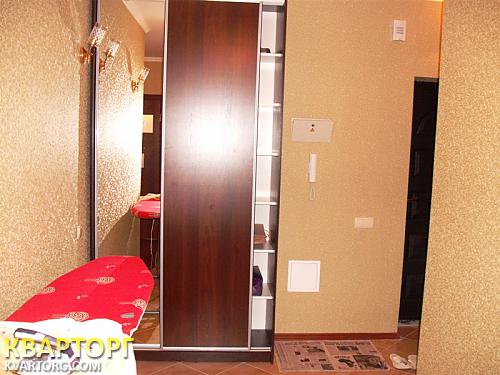 Rent out 2-room apartment. Киев, Индустриальная — photo 7