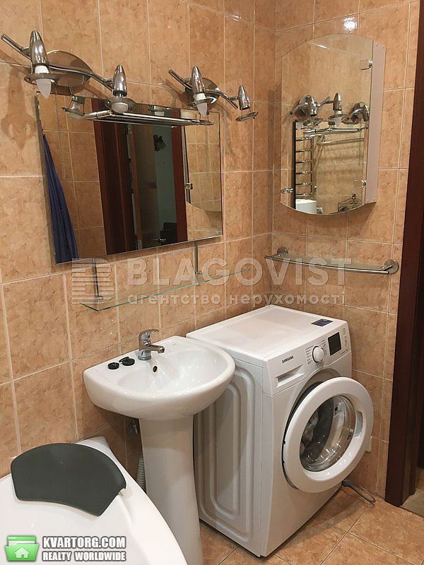 Rent out 2-room apartment. Киев,  Шота Руставели — photo 9