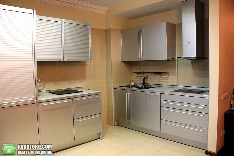 Rent out 4-room apartment. Днепропетровск, Шаумяна — photo 4