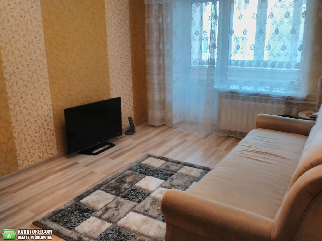Rent out 2-room apartment. Киев,  Копыленко — photo 7