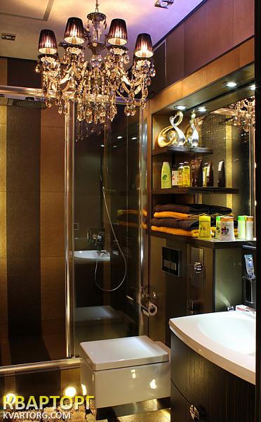 Sell 4-room apartment. Киев,  Драгомирова — photo 7