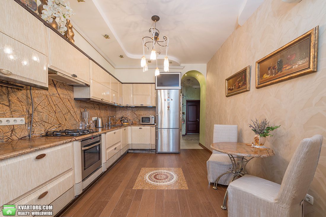 Sell 4-room apartment. Киев,  Вышгородская — photo 8