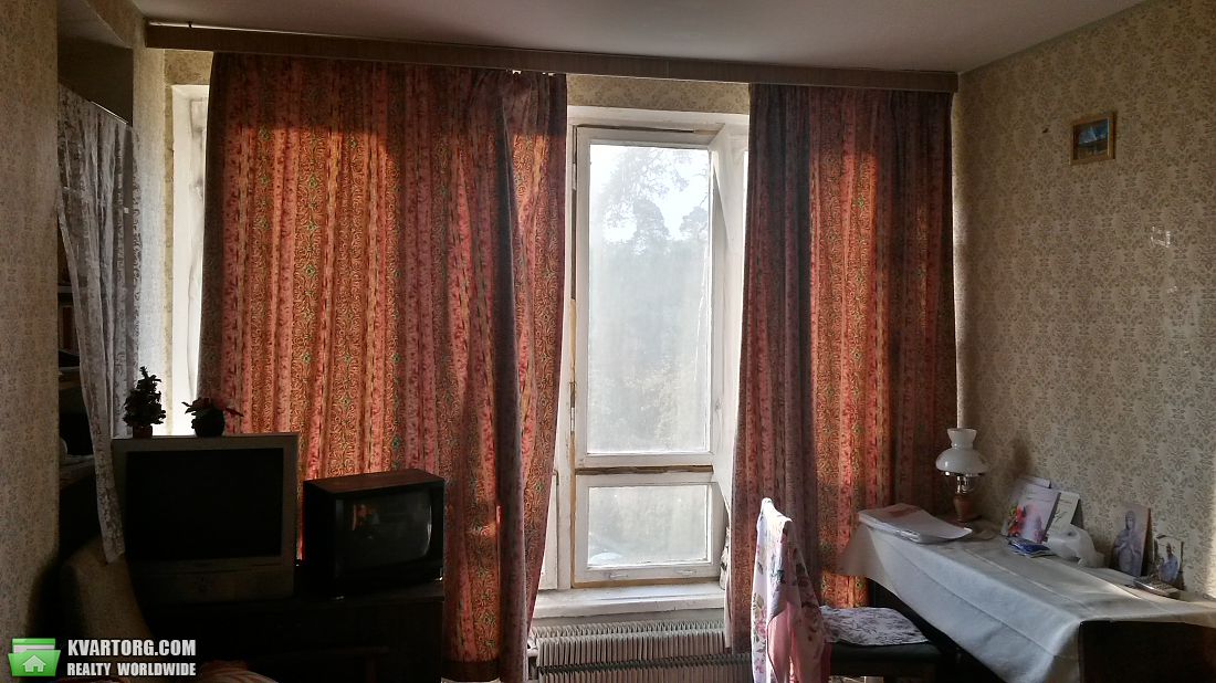 Sell 2-room apartment. Киев,  Чернобыльская — photo 2