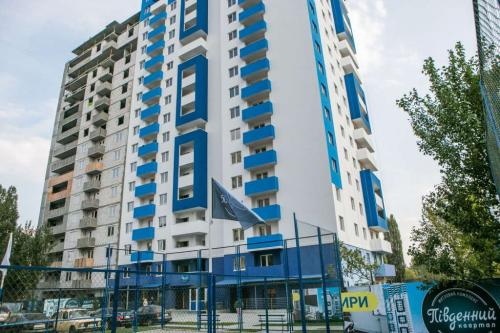 Sell 2-room apartment. Киев, Строкача Тимофея — photo 1