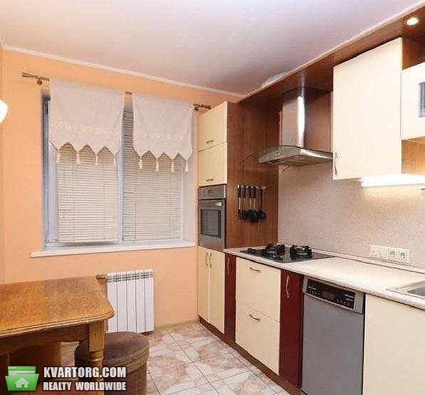 Sell 3-room apartment. Киев,  Приречная — photo 1